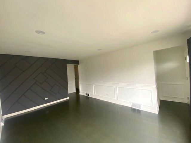 7955 S Wentworth Avenue, Chicago, IL 60620