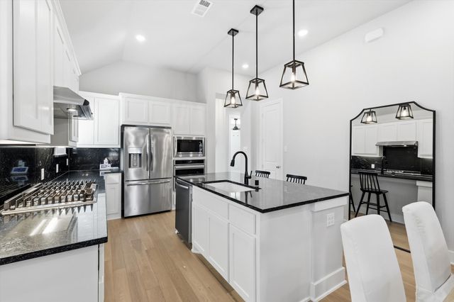 8128 Legacy Trail, Mckinney, TX 75071