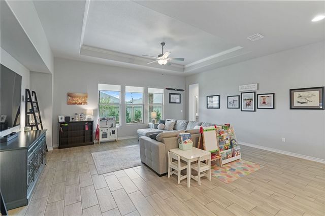 7709 Hulk Dr, Corpus Christi, TX 78414