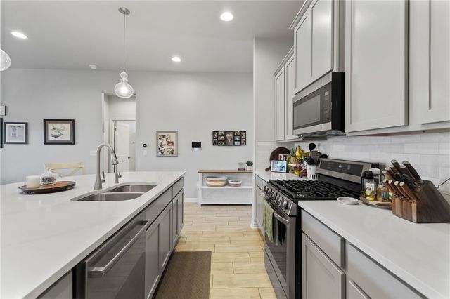 7709 Hulk Dr, Corpus Christi, TX 78414