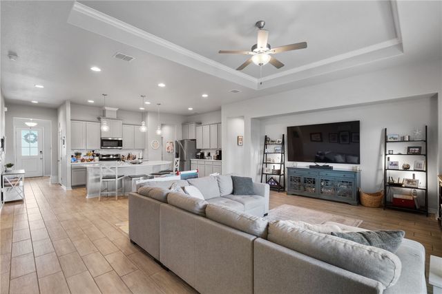 7709 Hulk Dr, Corpus Christi, TX 78414