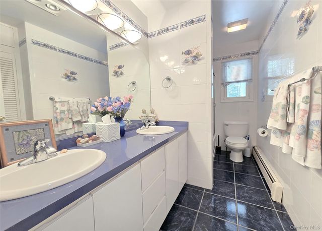 3 Ross Court, Manorville, NY 11949