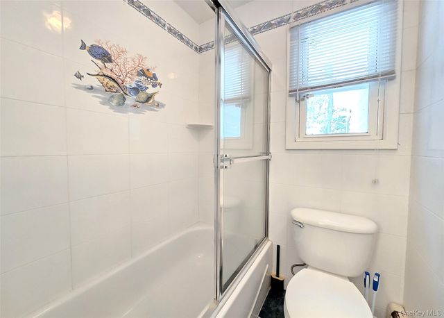 3 Ross Court, Manorville, NY 11949