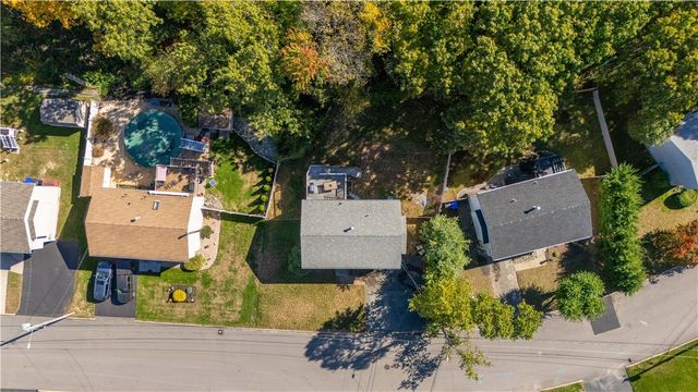 6 Lawnacre Drive, North Providence, RI 02911