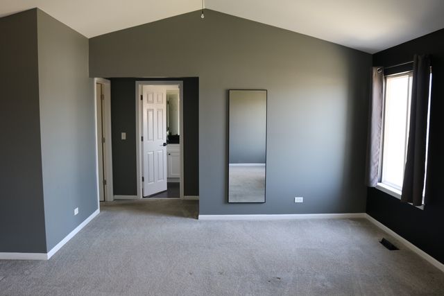 801 Parkside Lane, Yorkville, IL 60560