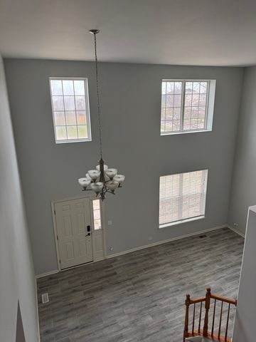 801 Parkside Lane, Yorkville, IL 60560