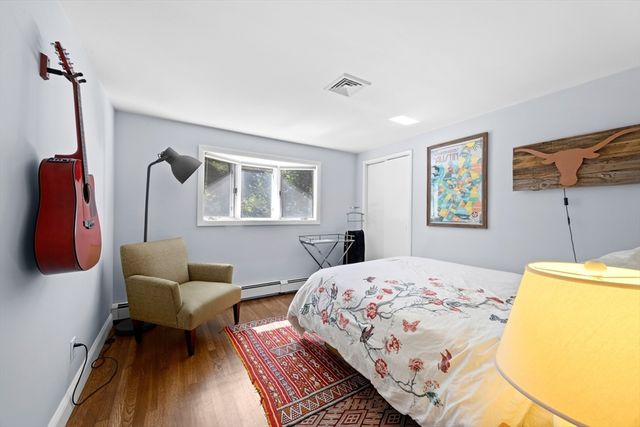 1093 Main St, Norwell, MA 02061