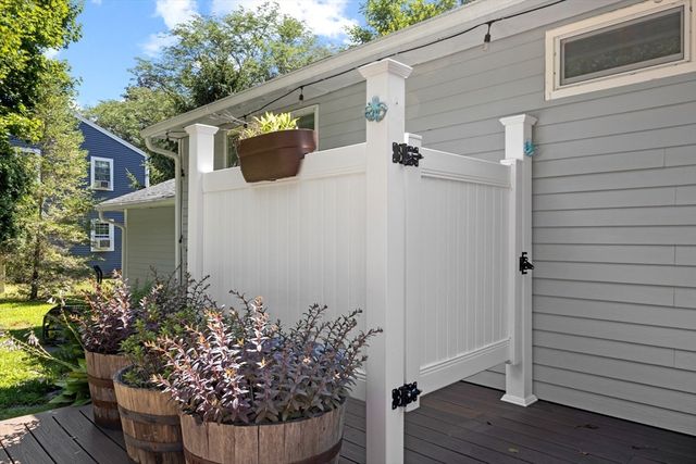 1093 Main St, Norwell, MA 02061