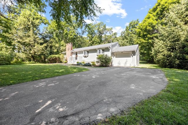 1093 Main St, Norwell, MA 02061