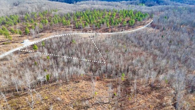 98 Saddleback Drive, Dover, TN 37058