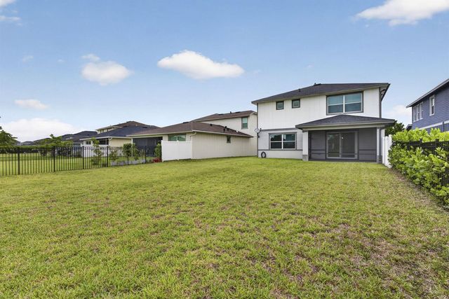 1319 Arrowhead Point Road, Loxahatchee, FL 33470
