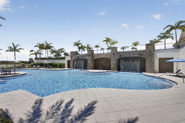 1319 Arrowhead Point Road, Loxahatchee, FL 33470