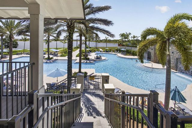 1319 Arrowhead Point Road, Loxahatchee, FL 33470