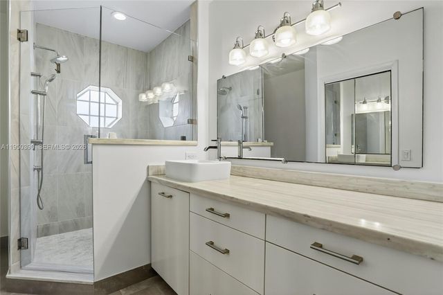 6582 Via Regina 6582, Boca Raton, FL 33433