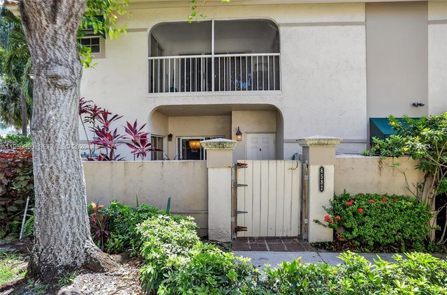 6582 Via Regina 6582, Boca Raton, FL 33433