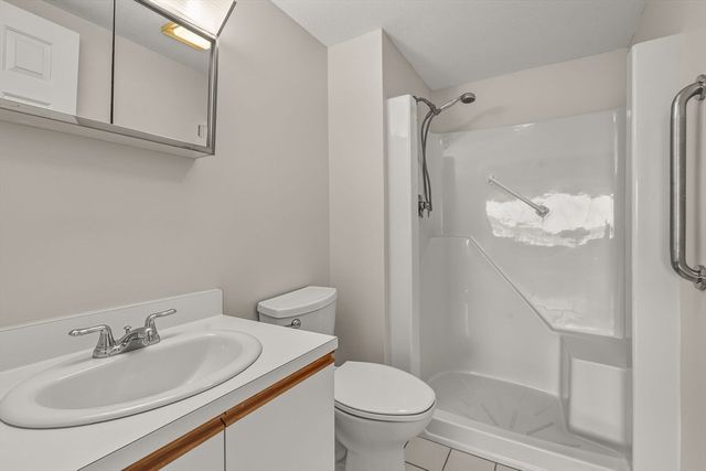 200 Locust St 302, Lynn, MA 01904