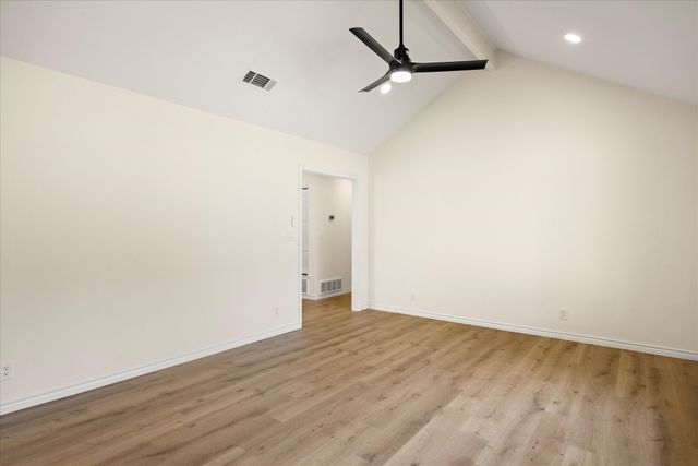 8906 Monticello Drive, Granbury, TX 76049