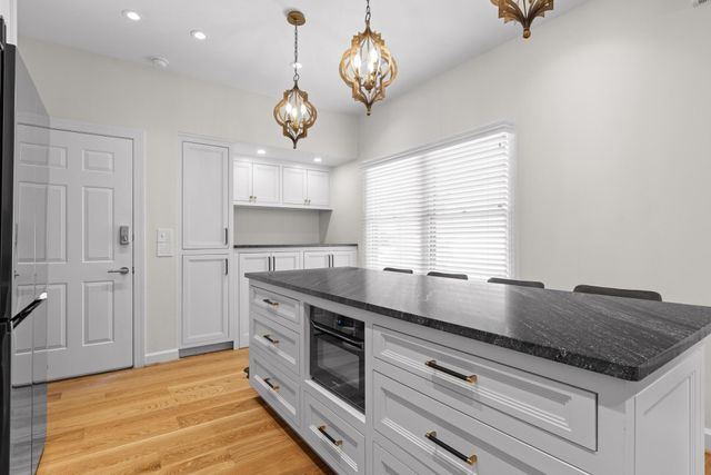1091 Constitution Drive, Chattanooga, TN 37405