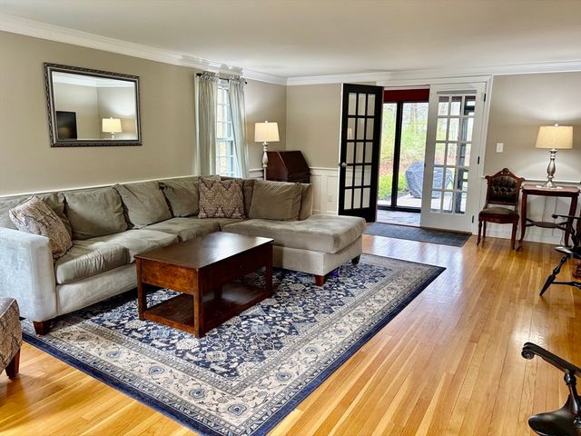 2 Baron Way, Littleton, MA 01460