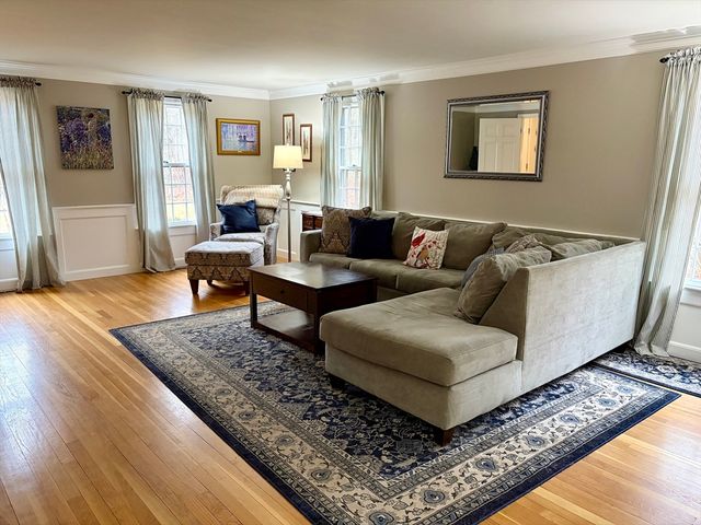 2 Baron Way, Littleton, MA 01460