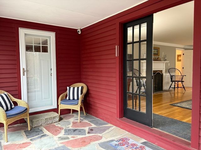 2 Baron Way, Littleton, MA 01460