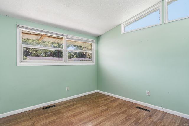 2803 Capitol Avenue, Fort Wayne, IN 46806
