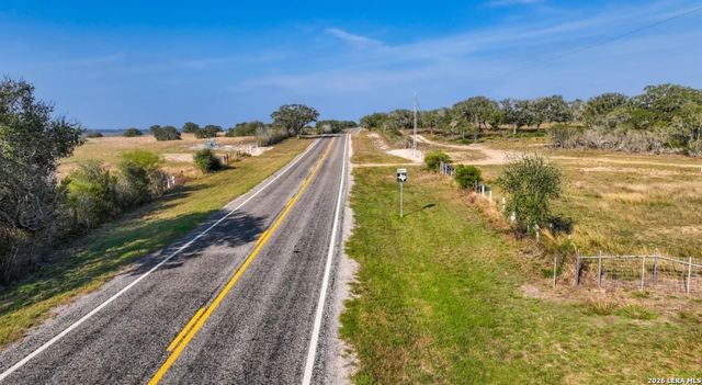 000 Charco Rd, Beeville, TX 78102