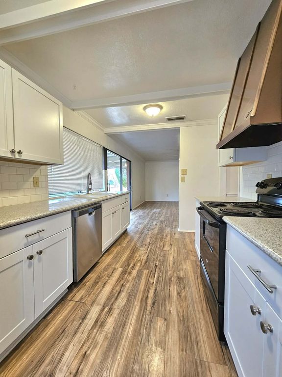 9222 Fairmont Circle, Rowlett, TX 75088