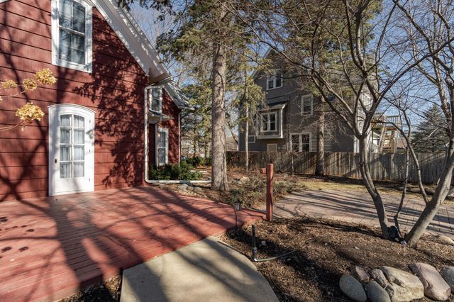 816 1st Street NW, Rochester, MN 55901