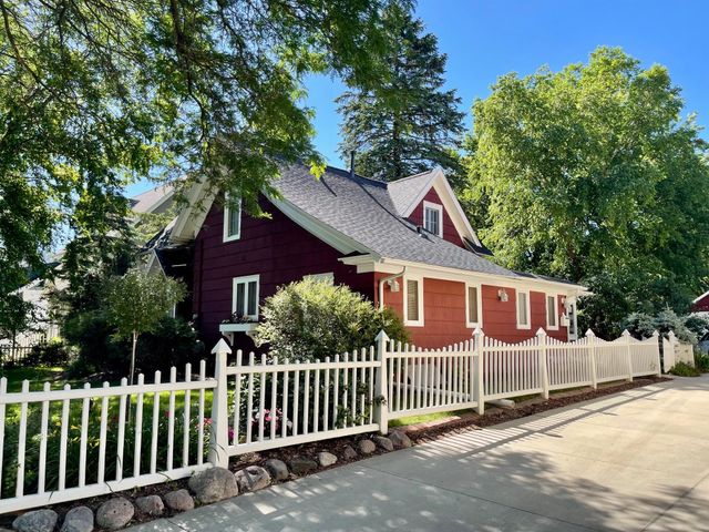 816 1st Street NW, Rochester, MN 55901