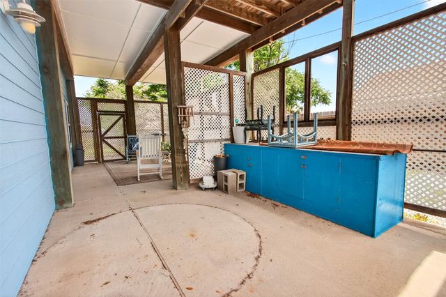 1035 Sea Secret ST, Port Aransas, TX 78373