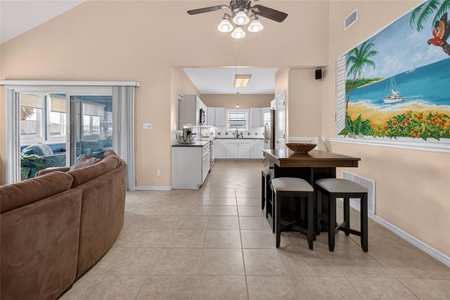 1035 Sea Secret ST, Port Aransas, TX 78373