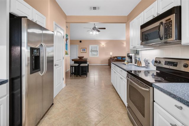 1035 Sea Secret ST, Port Aransas, TX 78373