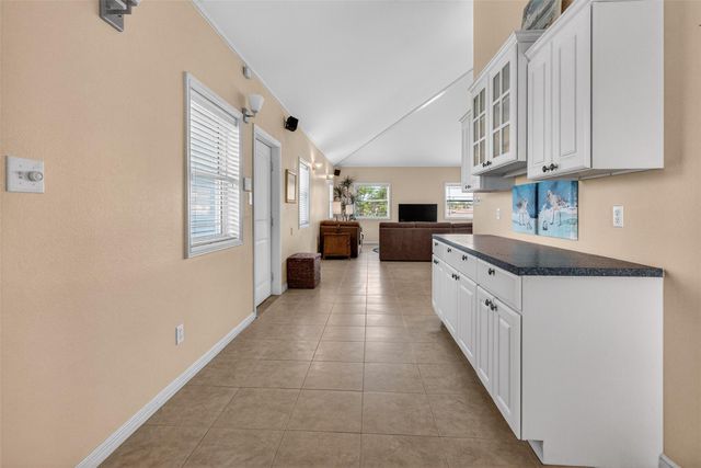 1035 Sea Secret ST, Port Aransas, TX 78373