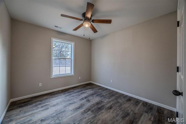 1100 Daytona Drive, Lebanon, MO 65536