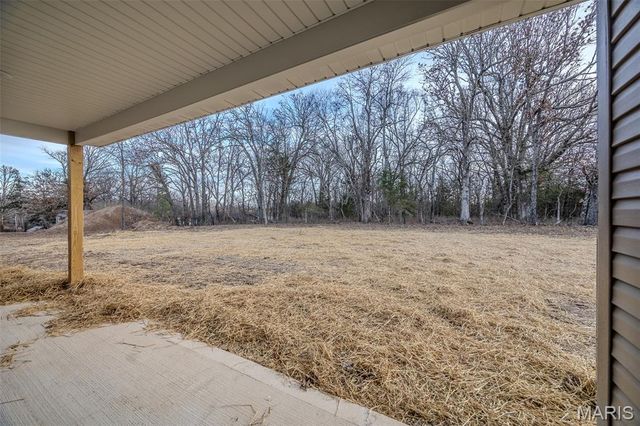 1100 Daytona Drive, Lebanon, MO 65536