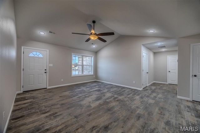 1100 Daytona Drive, Lebanon, MO 65536