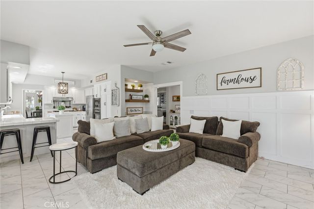 25235 Corte Sur, Murrieta, CA 92563