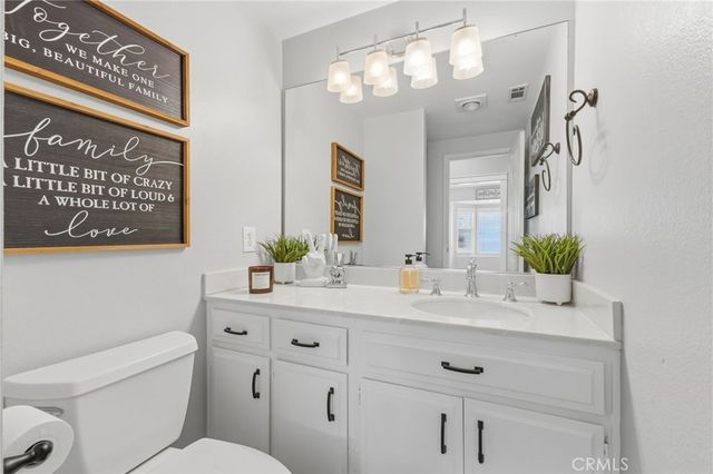 25235 Corte Sur, Murrieta, CA 92563