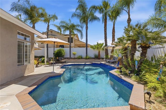 25235 Corte Sur, Murrieta, CA 92563