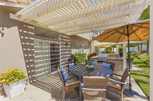 25235 Corte Sur, Murrieta, CA 92563