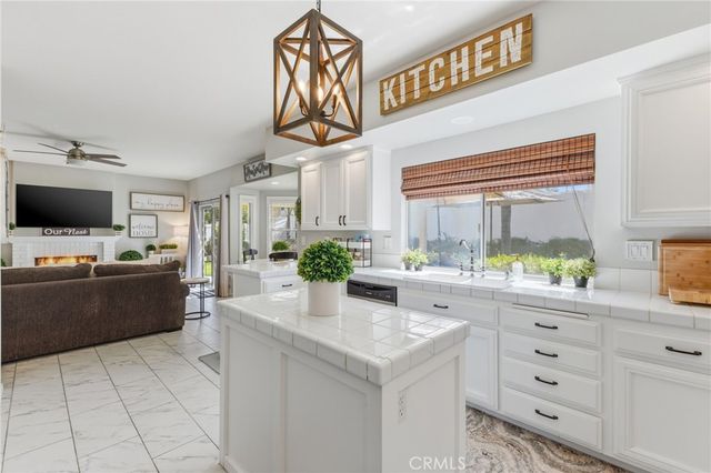 25235 Corte Sur, Murrieta, CA 92563