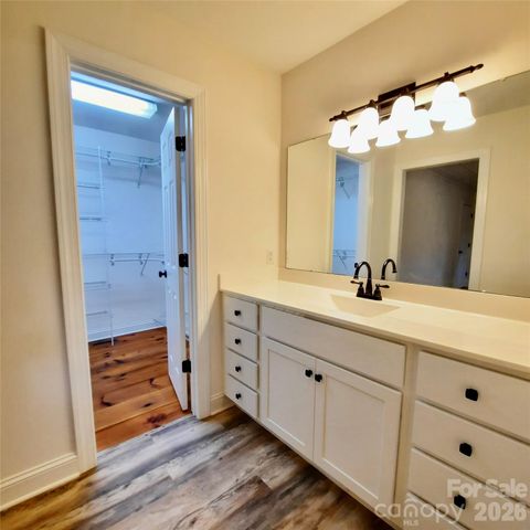 40 Brierfield Drive, Candler, NC 28715