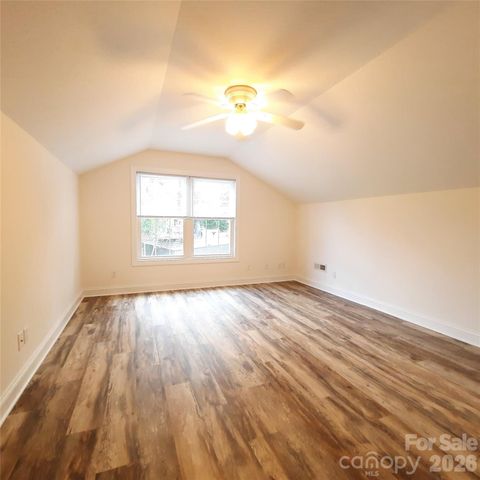 40 Brierfield Drive, Candler, NC 28715