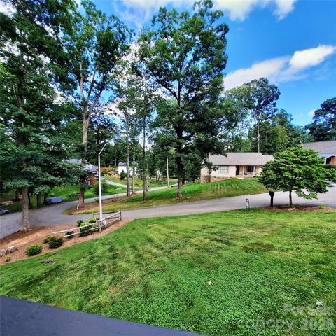 40 Brierfield Drive, Candler, NC 28715