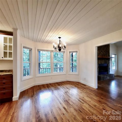 40 Brierfield Drive, Candler, NC 28715