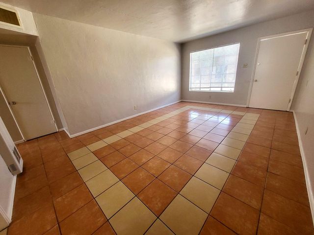 2607 Nations Avenue 2, El Paso, TX 79930