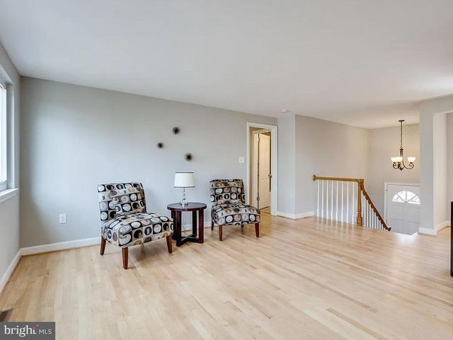 6502 SHIPYARD PL, Falls Church, VA 22043