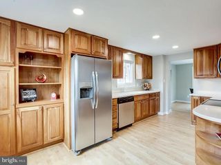 6502 SHIPYARD PL, Falls Church, VA 22043
