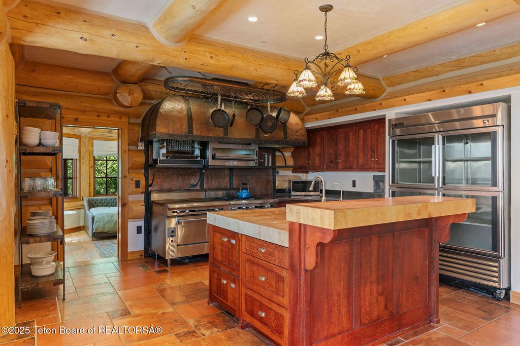 3100 COUNTY RD 129, Grover, WY 83122 photo 21